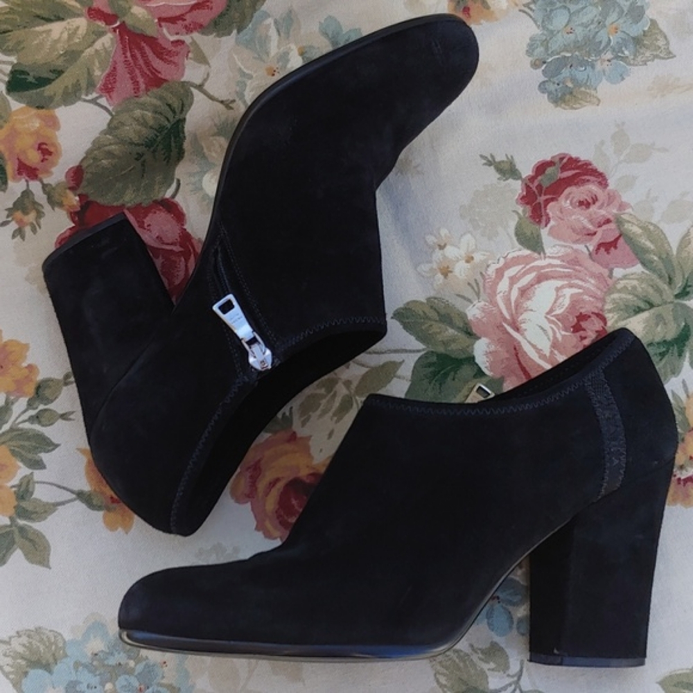 PRADA Black Suede Block Heel Ankle Booties Women's Size US 9 EURO 40 - Picture 13 of 17